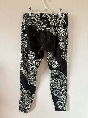Lululemon Wunder Under High-Rise Tight *Engineered Full-On Luxtreme 28" Size 12
